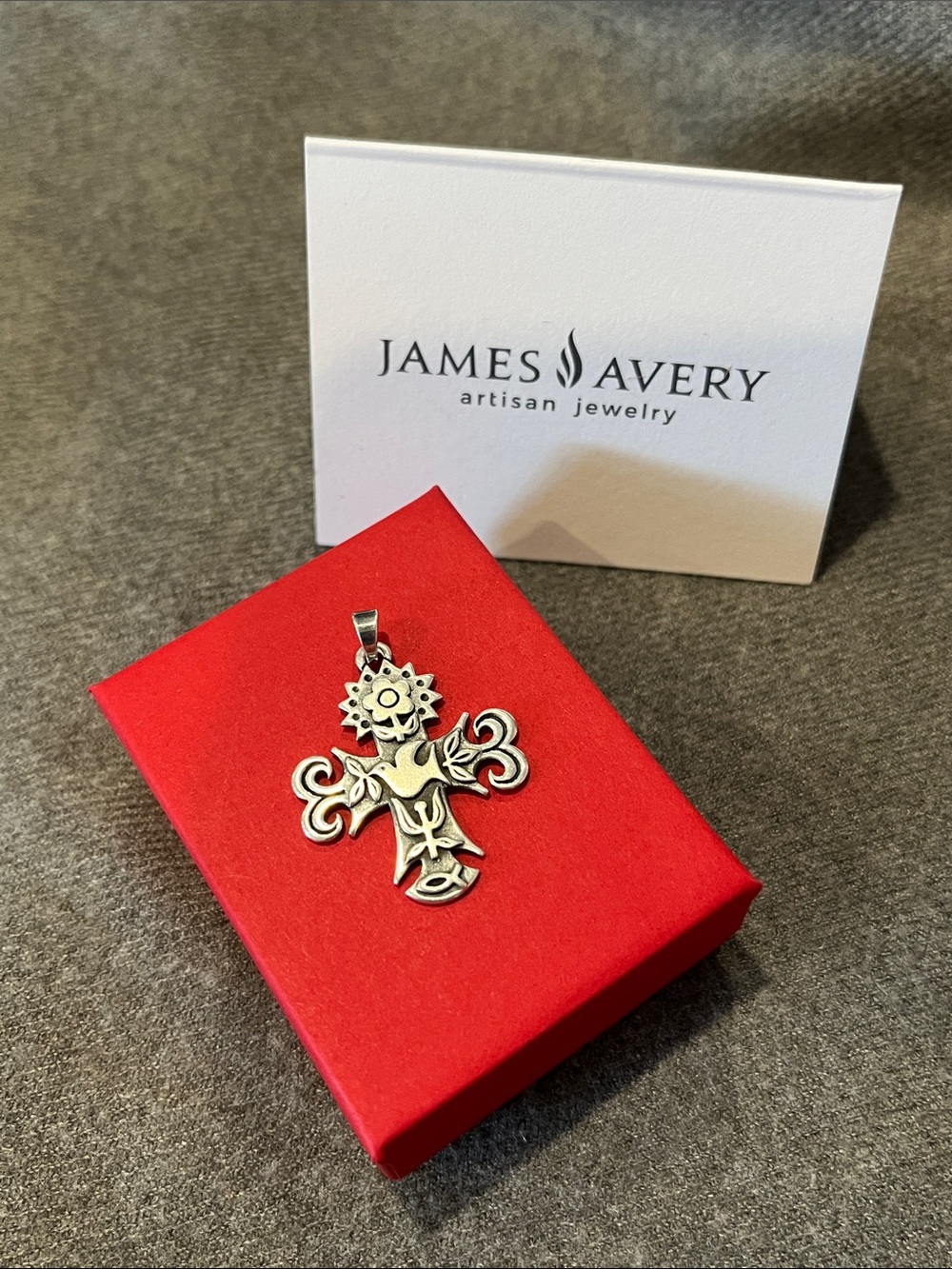James Avery LA PRIMAVERA Cross Pendant